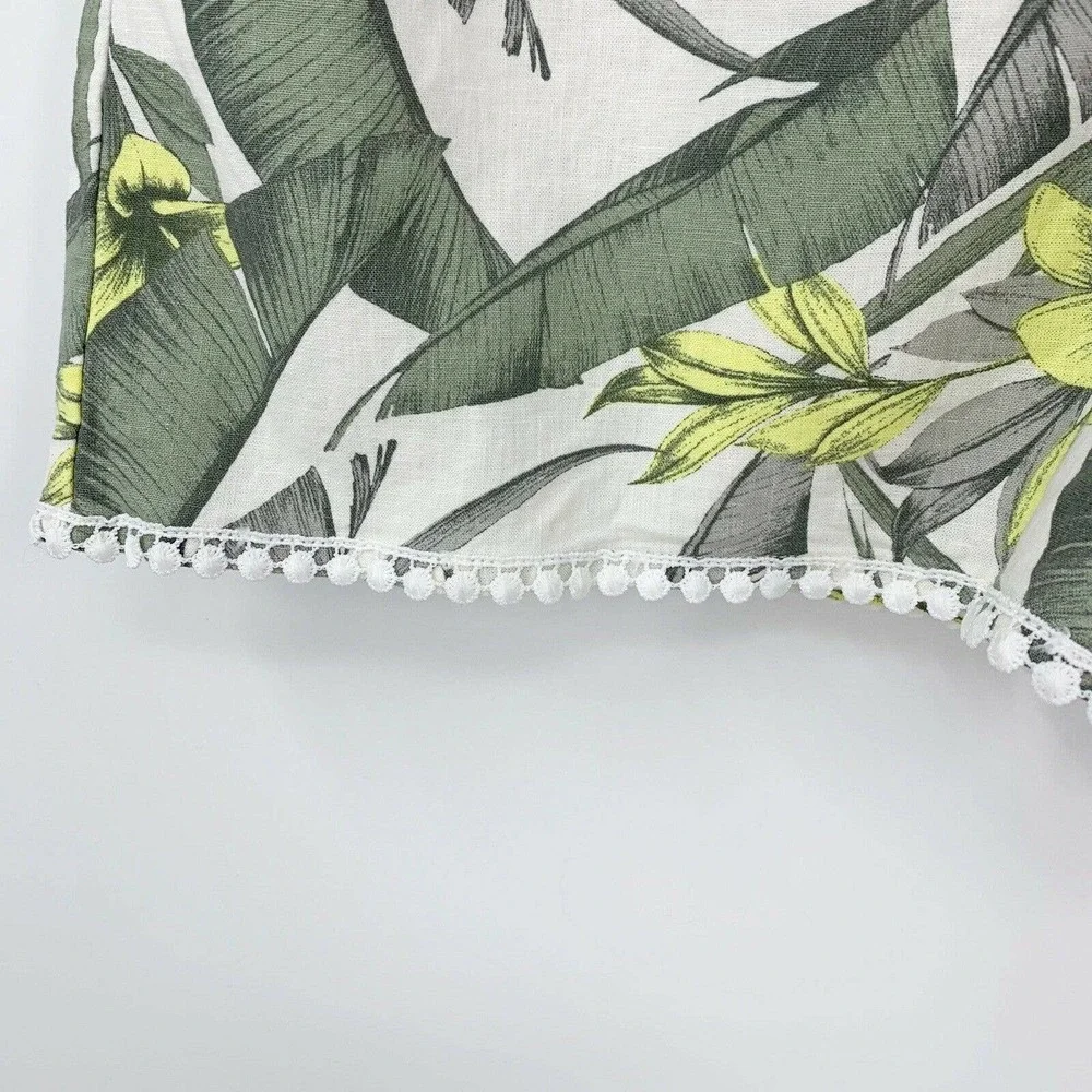 Banana Republic Factory Floral Leaf Print Shorts Size S Lace‎ Trim Hem High Rise